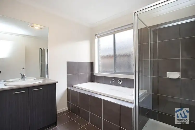 Fifth view of Homely house listing, 80 Silverwattle Drive, Lyndhurst VIC 3975