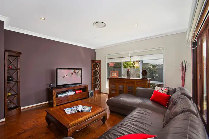 Third view of Homely house listing, 15 Palmer Place, Sinnamon Park QLD 4073