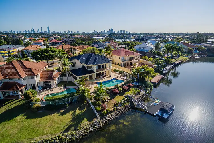 64 Bollard Circuit, Clear Island Waters QLD 4226