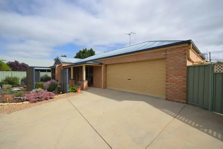 Third view of Homely house listing, 3 Patrick Place, Echuca VIC 3564