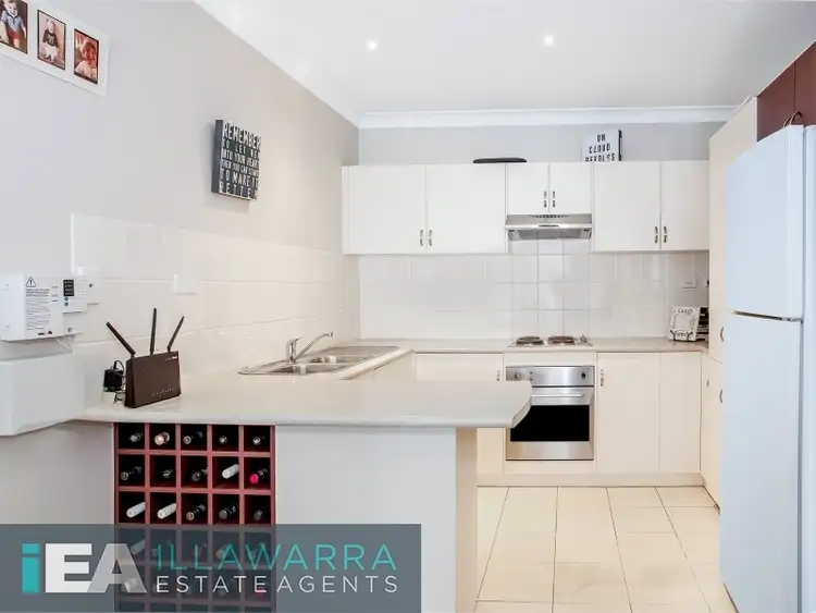 Fifth view of Homely townhouse listing, 6/21A Woodlawn Avenue, Mangerton NSW 2500