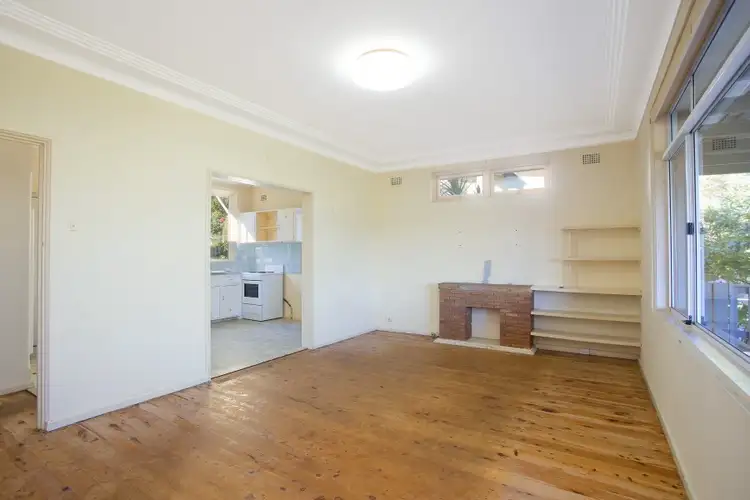 Second view of Homely house listing, 8 Milga Road, Avalon Beach NSW 2107
