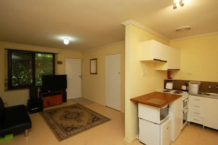 Fourth view of Homely unit listing, 4/9-11 Chris Court, Oak Park VIC 3046