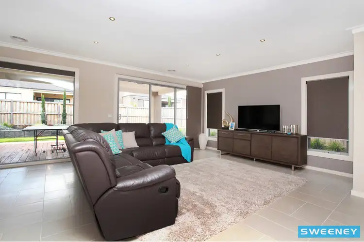 Sixth view of Homely house listing, 39 Peppermint Grove, Taylors Hill VIC 3037