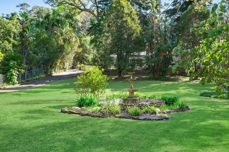 Second view of Homely house listing, 16 Ruskin Rowe, Avalon Beach NSW 2107