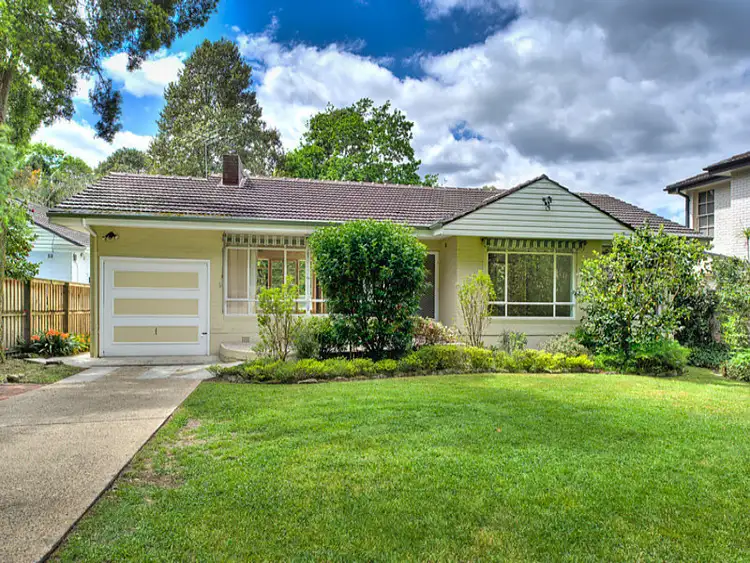 136 Burns Road, Turramurra NSW 2074