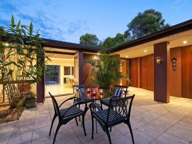 64 Kedumba Crescent, North Turramurra NSW 2074