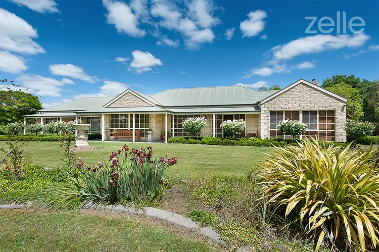 16 Willow Way, Table Top NSW 2640