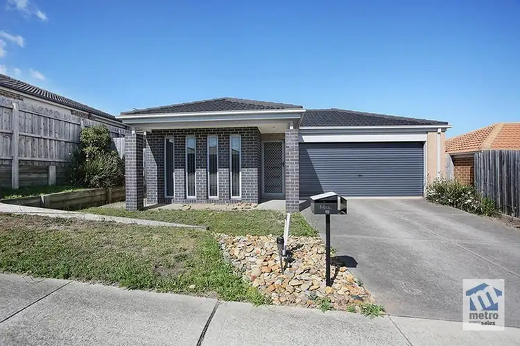 10 Alapont Close, Pakenham VIC 3810