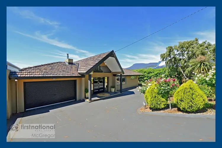 11 Lowestoft Avenue, Berriedale TAS 7011
