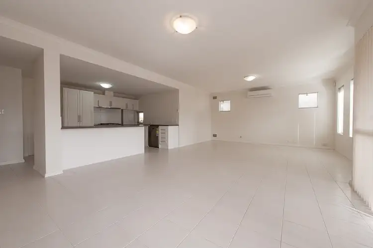 E/20 Laurie Street, Kewdale WA 6105