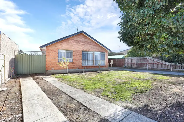 37 Benalla Street, Dallas VIC 3047