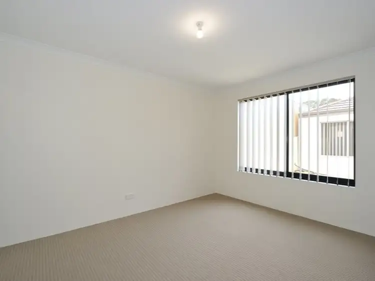 Fifth view of Homely house listing, 3/37 Maiden Way, Baldivis WA 6171