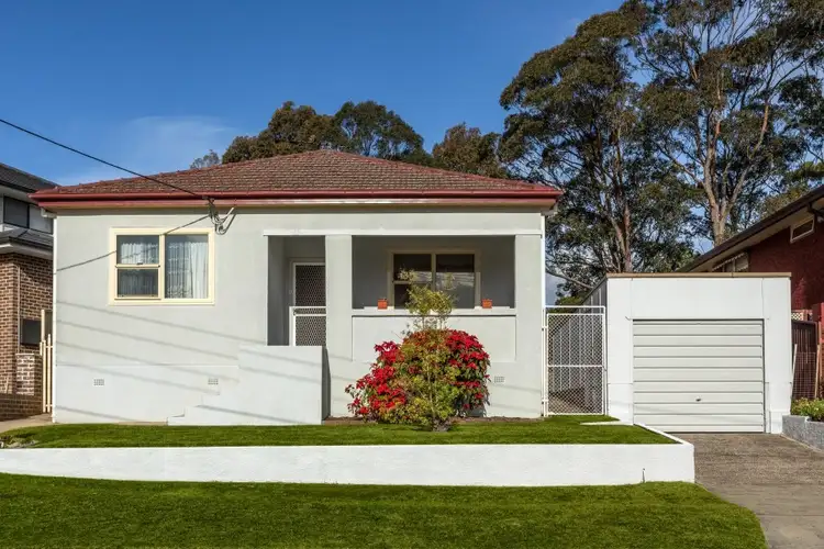 33 Milford Road, Peakhurst NSW 2210