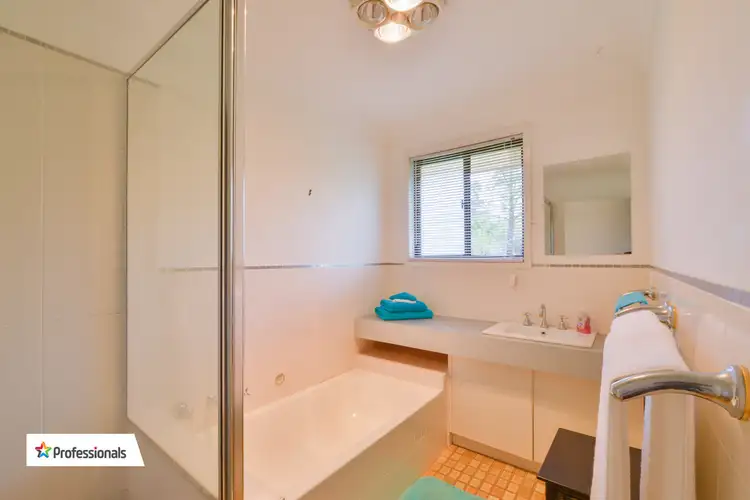 Seventh view of Homely house listing, 3 Glengarvin Drive, Tamworth NSW 2340