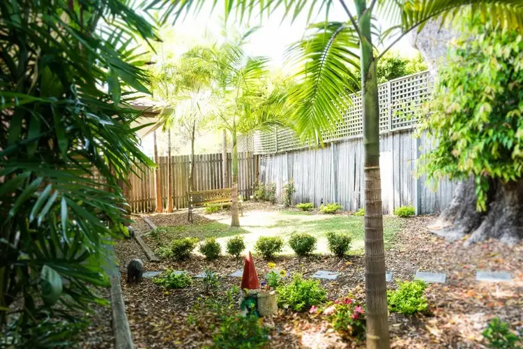 Sixth view of Homely villa listing, 2/108 Railway Crescent, Jannali NSW 2226