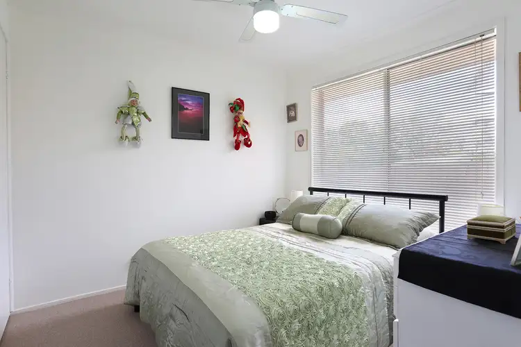 Sixth view of Homely house listing, 15 Jasmine Court, Meadow Heights VIC 3048