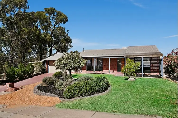38 Akoonah Drive, Golden Square VIC 3555