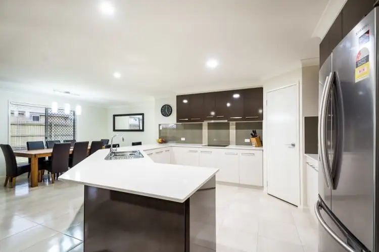 Fourth view of Homely house listing, 2 MACULAN Crescent, Westbrook QLD 4350