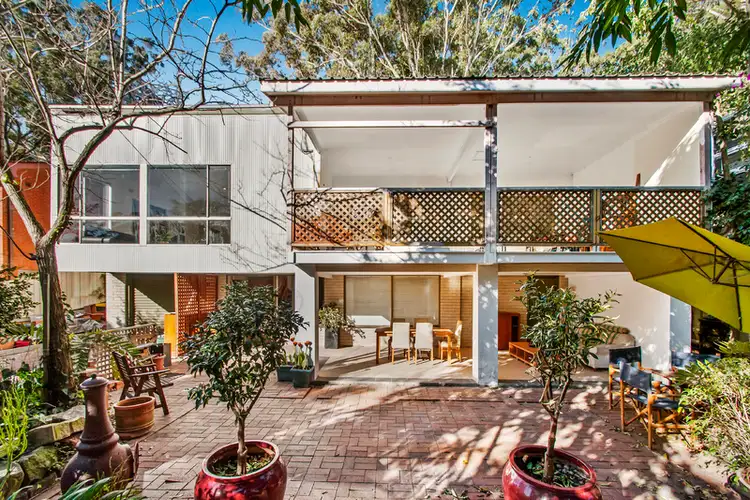 73 Toorak Avenue, Mangerton NSW 2500