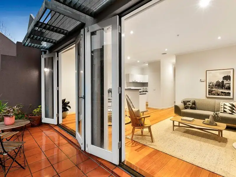 Main view of Homely apartment listing, 9/30-32 Broadway, Elwood VIC 3184