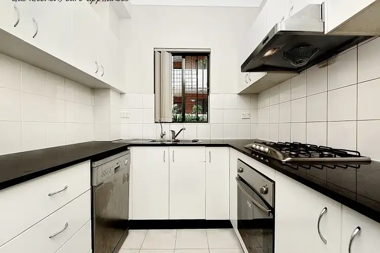 Third view of Homely apartment listing, 32/9-17 Eastbourne Road, Homebush West NSW 2140