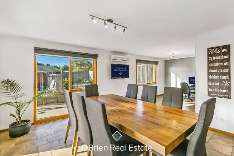 Fifth view of Homely house listing, 4 Royston Crt, Carrum Downs VIC 3201