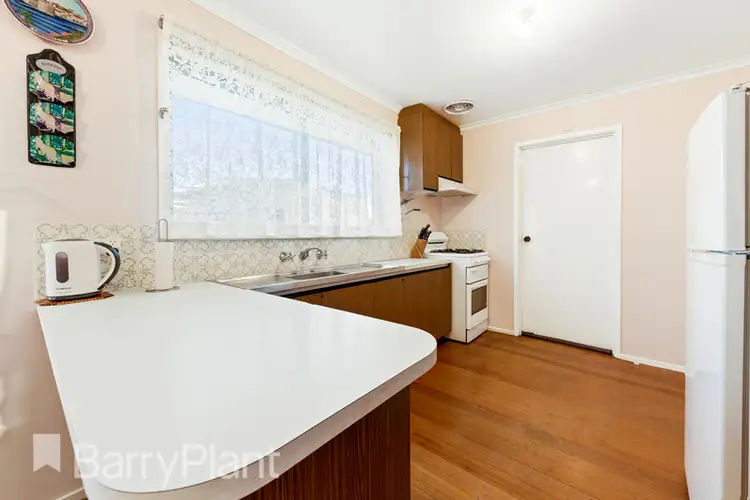 Seventh view of Homely house listing, 15 Grantham Parade, St Albans VIC 3021