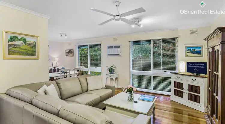 Second view of Homely house listing, 5 Miranda Place, Frankston VIC 3199