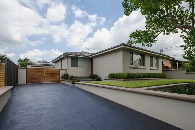 11 Shaw Street, Cambridge Park NSW 2747