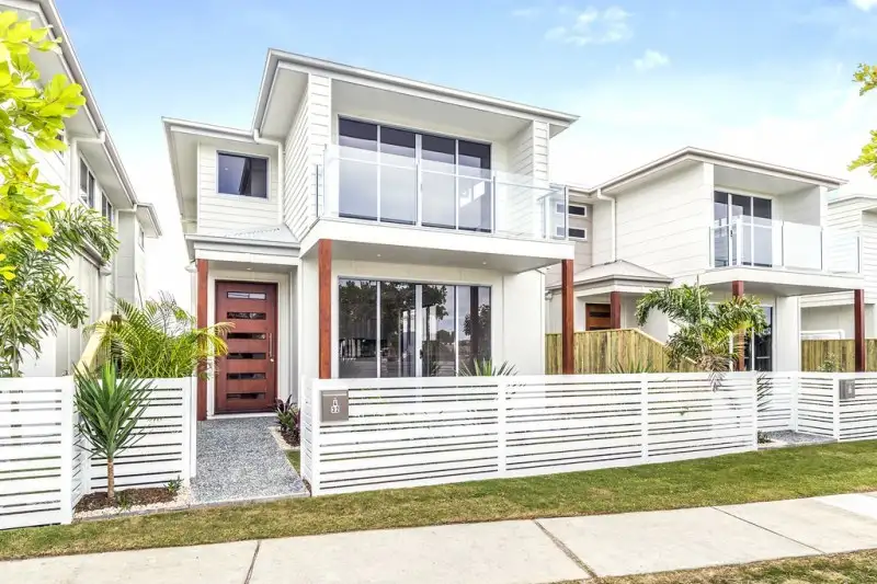 Main view of Homely villa listing, 5/32 Sailfish Way, Kingscliff NSW 2487