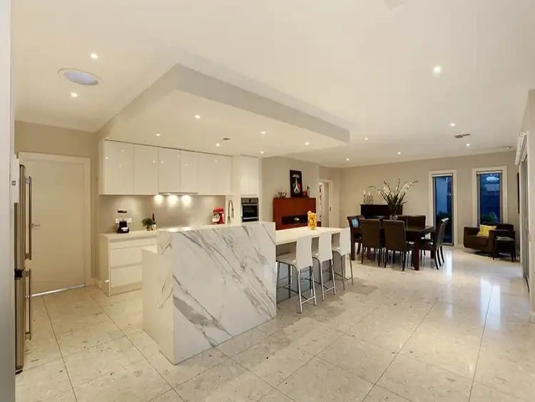 7 Eliza Place, Somerville VIC 3912