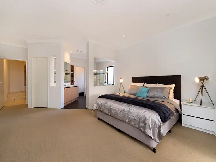 Sixth view of Homely house listing, 21 Flindersia Crescent, Seventeen Mile Rocks QLD 4073