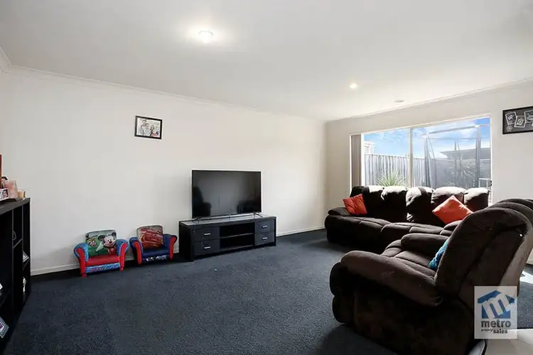 Fourth view of Homely house listing, 3 Glenvista Road, Pakenham VIC 3810