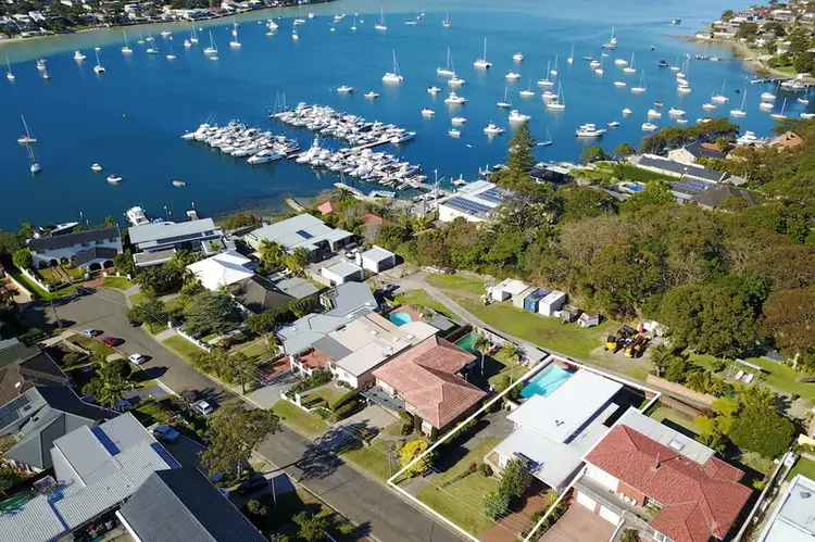 16 Coolangatta Avenue, Burraneer NSW 2230