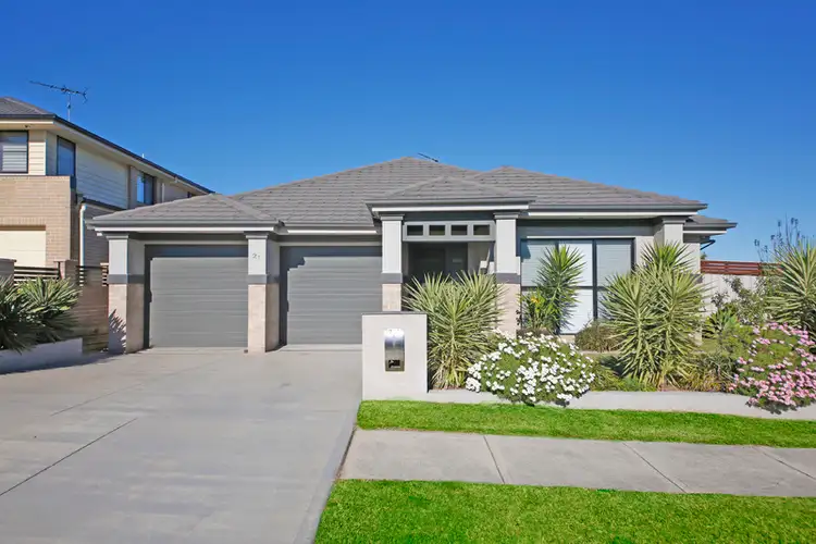 21 Langshan Street, Spring Farm NSW 2570