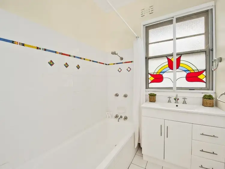 Sixth view of Homely house listing, 2 Kanumbra Street, Coorparoo QLD 4151