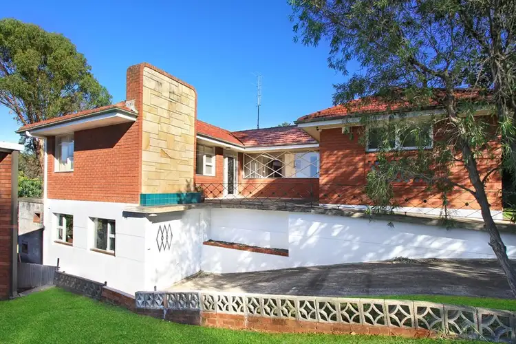 9 Sansey Avenue, Mount Ousley NSW 2519