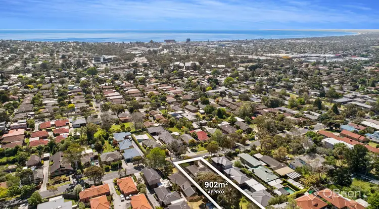 18 Screen Street, Frankston VIC 3199