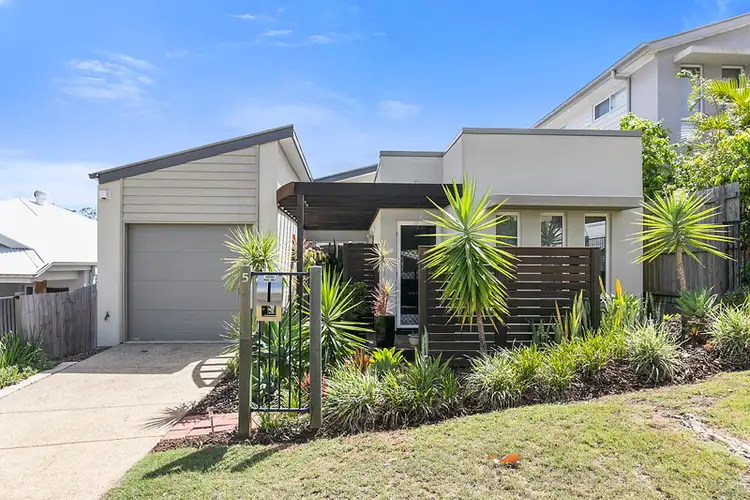 5 Boronia Court, Springfield Lakes QLD 4300