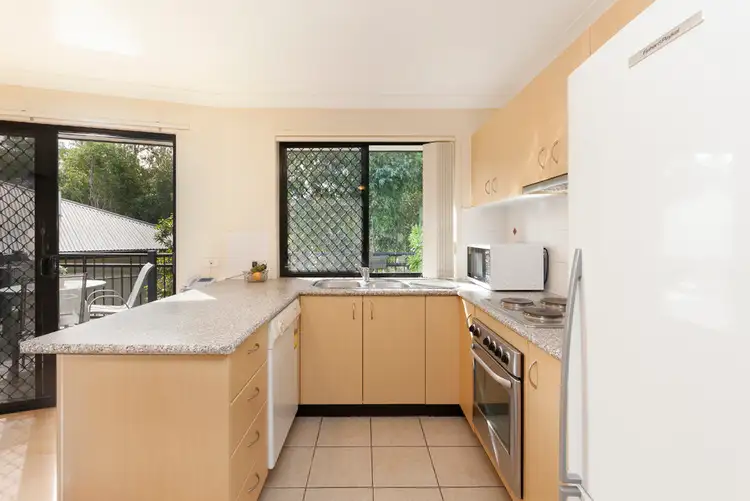 Fifth view of Homely unit listing, 11/27 Oatland Crescent, Holland Park West QLD 4121