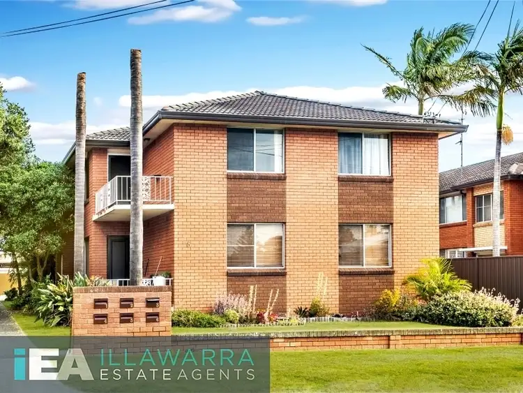 Main view of Homely unit listing, 3/8 Peterborough Avenue, Lake Illawarra NSW 2528