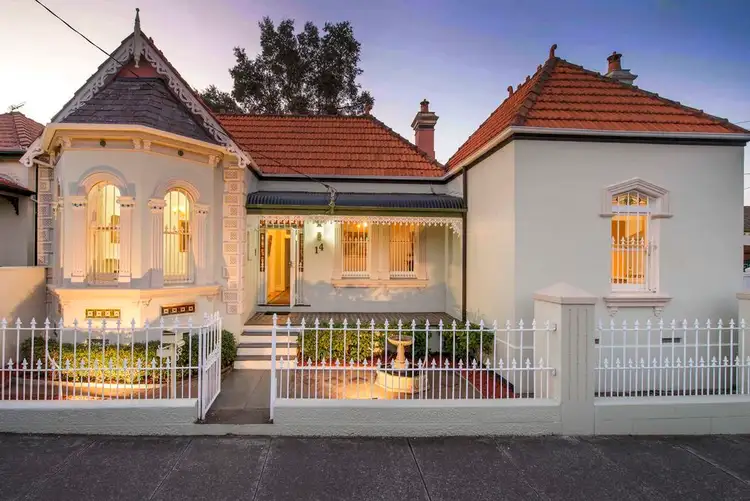 14 Salisbury Road, Stanmore NSW 2048