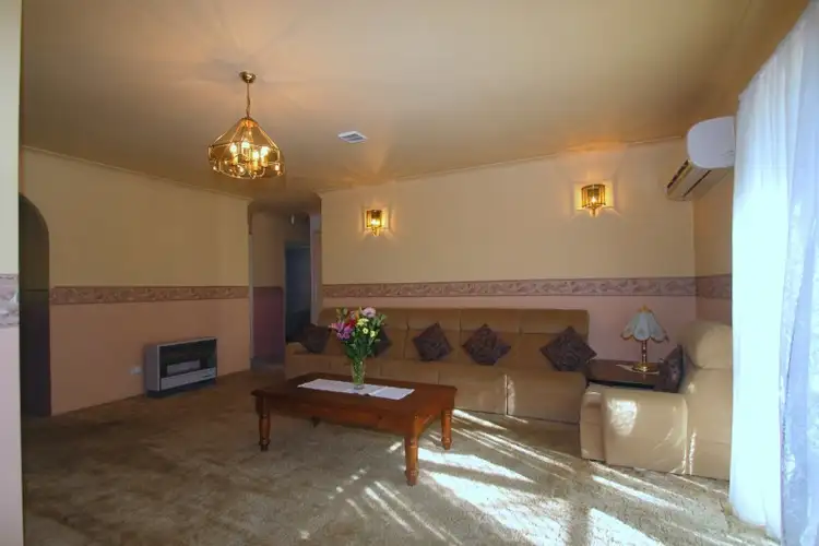 Sixth view of Homely house listing, 1 Horseshoe Circuit, St Clair NSW 2759