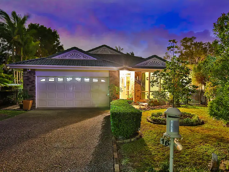 16 Raphael Place, Mackenzie QLD 4156