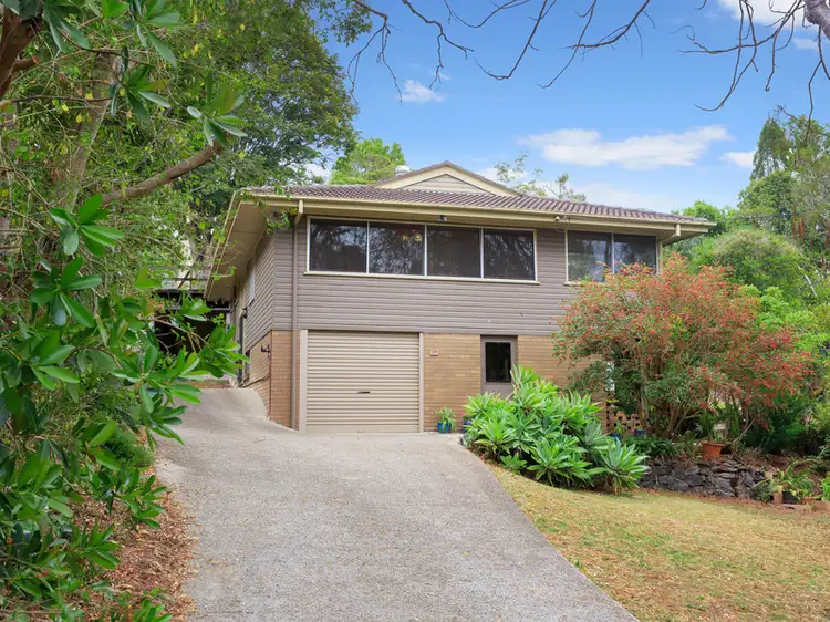27 Euree Street, Kenmore QLD 4069