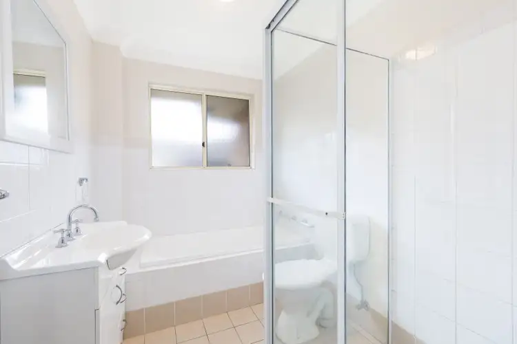Fifth view of Homely apartment listing, 11/237 Kingsway, Caringbah NSW 2229