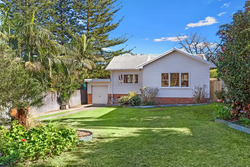 Main view of Homely house listing, 23 Watkins Road, Avalon NSW 2107