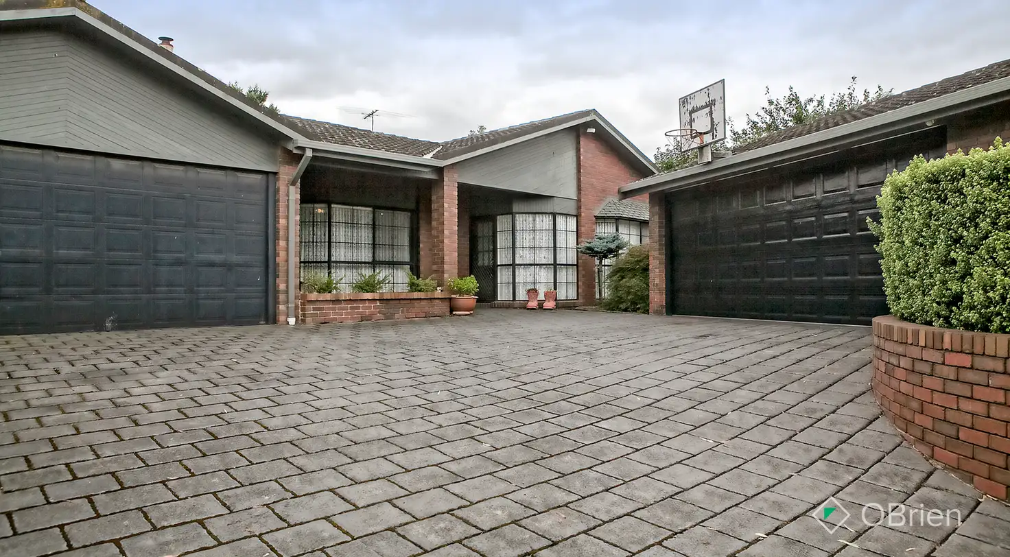 Main view of Homely house listing, 3 Collett Rise, Endeavour Hills VIC 3802