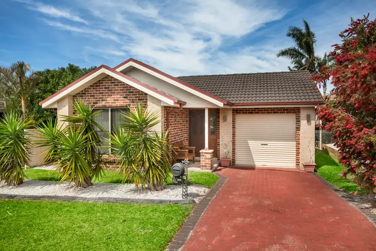 Main view of Homely villa listing, 2/3 Barham Place, Horsley NSW 2530